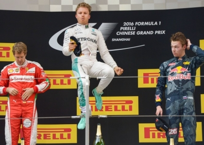 F1, GP Cina: dominio Rosberg, Vettel secondo