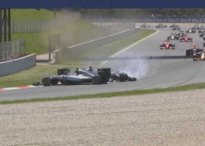 F1, GP Spagna: l'incidente Rosberg-Hamilton. Video