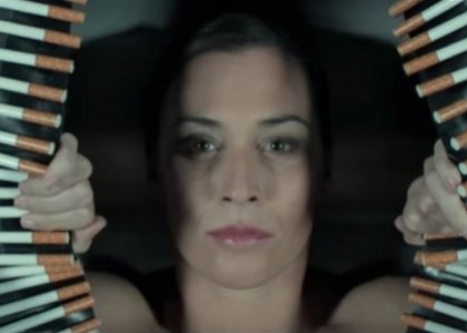 Pennetta, video shock per lo spot contro il fumo