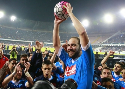 Higuain: 