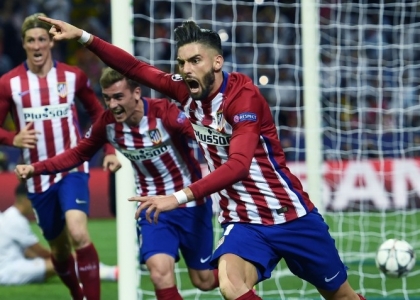 Liga: Real e Atletico a valanga, Madrid in vetta