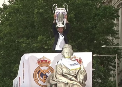 La Champions approda a Madrid: festa Real fino al mattino. Video