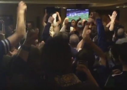 Premier: Leicester campione, la festa dei tifosi. Video