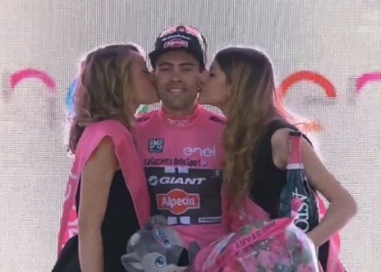 Giro 2016, 1a tappa: Dumoulin è la prima maglia rosa