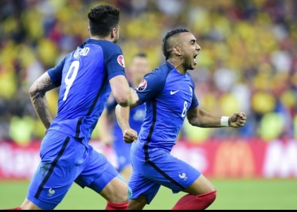 Euro 2016, Francia-Romania 2-1: il super gol di Payet. Video