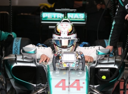 F1, GP Brasile: Hamilton re sotto il diluvio, Rosberg calcolatore