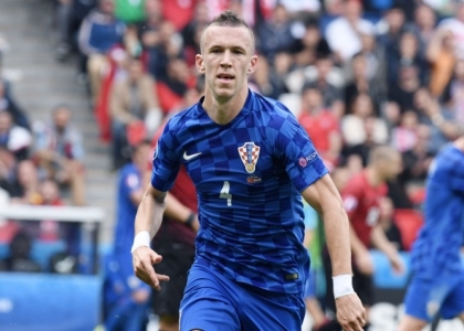 Inter: Chelsea e Barcellona alla finestra per Perisic