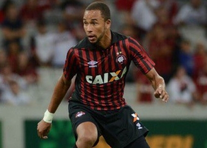 L'Inter pressa l'Atletico Paranaense: l'obiettivo è Hernani