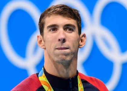 Rio 2016: Phelps fa 23, gli Stati Uniti brindano ai mille ori