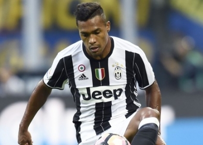 Juventus: il Chelsea vuole Alex Sandro