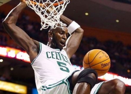 Nba, si ritira Kevin Garnett: la Top 10 della carriera. Video