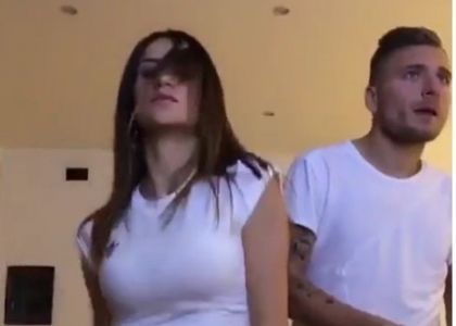 Lazio: Immobile show, sexy balletto con la moglie. Video