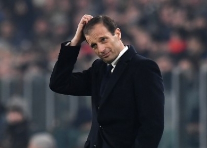 Juventus, nervosismo nell'intervallo a Cardiff