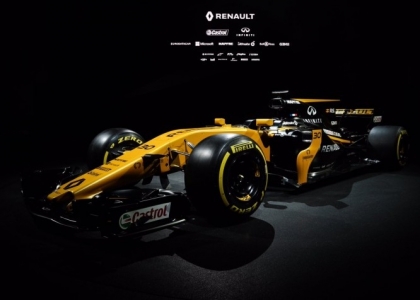 F1: tolti i veli alla nuova Renault RS17