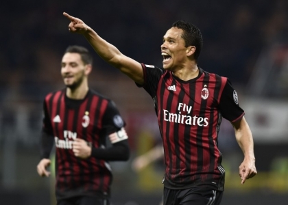 Serie A: Bacca lancia il Milan, Chievo ko