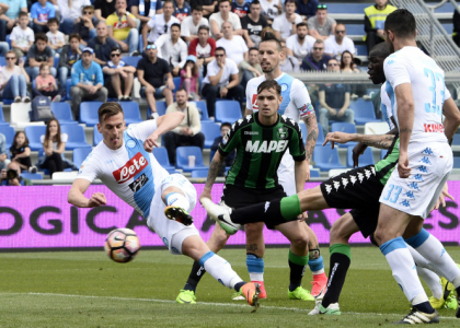 Serie A: Milik salva il Napoli, 2-2 a Sassuolo