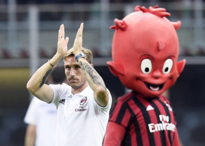 Milan: infortunio Biglia, un mese di prognosi