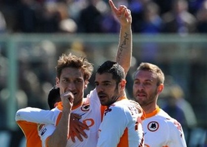 Serie A: Totti da record, Fiorentina-Roma 2-2