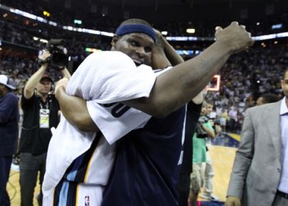 NBA: festa Memphis, San Antonio è fuori. VIDEO