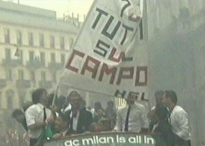 Festa Milan, sfottò all'Inter: 