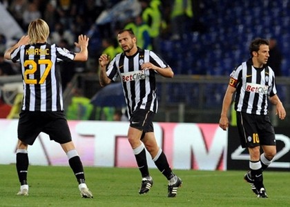 Serie A: Juve da Champions, sgambetto alla Lazio