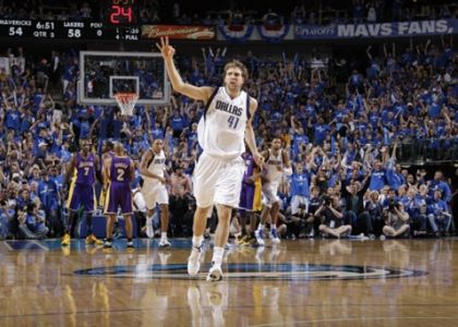Nba: 3-0 Dallas, Lakers sull'orlo dal baratro