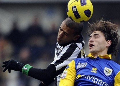 Editoriale: beato chi riesce a cedere