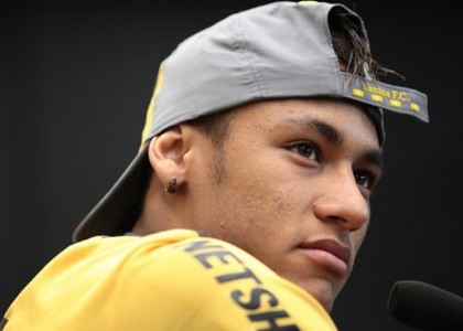 L'annuncio di Neymar: 