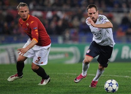 Esclusiva: Mexes pensa solo al Milan