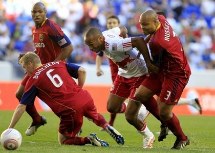 Inghilterra: Eriksson tenta Henry