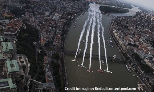 Red Bull Air Race: quarta tappa a Budapest, la presentazione. Video
