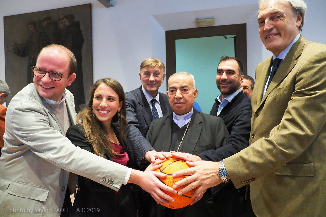 Dall'Italia campi da basket nel mondo: il Maxibasket e il progetto Aleppo
