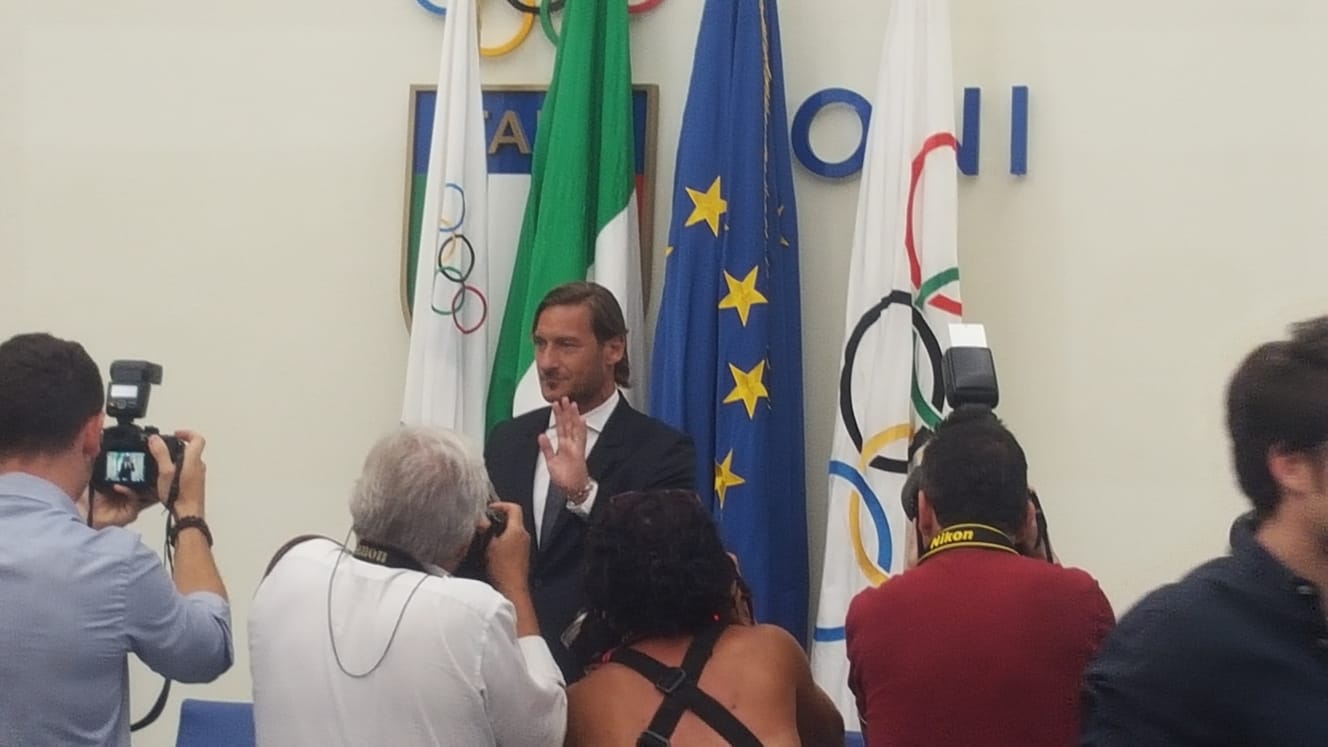 VIDEO - La conferenza stampa di Francesco Totti