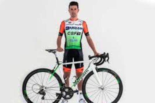 Ciclismo, Giro d'Italia: Giovanni Carboni veste la maglia bianca di miglior giovane