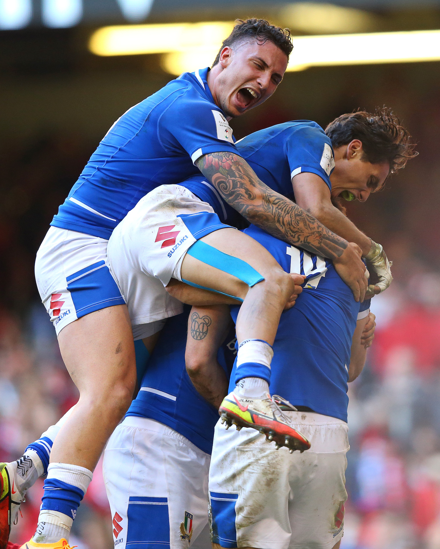 Rugby - A Cardiff l'Italia fa la storia: battuto il Galles all'ultimo secondo