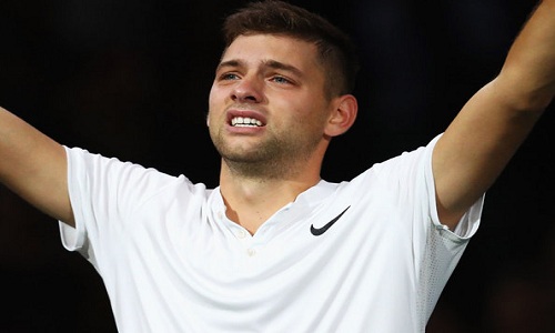 Tennis, Masters Parigi Bercy: favola Krajinovic, è in finale con Sock