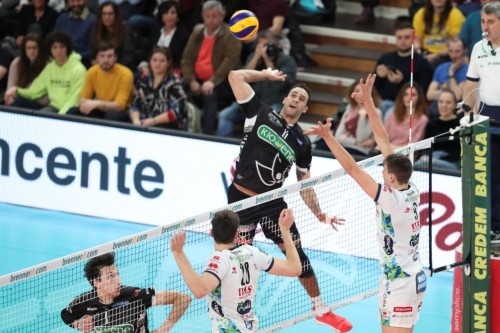 Volley, Superlega: Kioene Padova travolta 3-0 a Trento