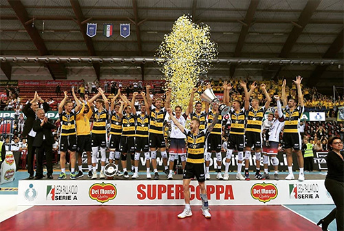 Volley, Modena batte Trento e si prende la Supercoppa